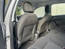 Peugeot 208 PureTech Active - U1194