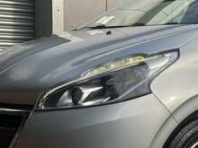 Peugeot 208 PureTech Active - U1194