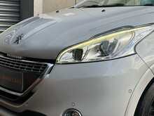 Peugeot 208 THP XY - U1197