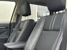 Mitsubishi Outlander h GX4hs - U1220