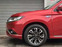Mitsubishi Outlander h GX4hs - U1220