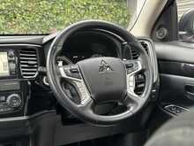 Mitsubishi Outlander h GX4hs - U1220