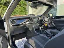 Volkswagen Beetle TDI BlueMotion Tech Sport - U1250
