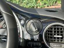 Volkswagen Beetle TDI BlueMotion Tech Sport - U1250