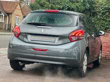 Peugeot 208 PureTech Active - U1251