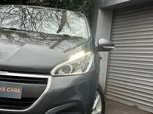 Peugeot 208 PureTech Active - U1251