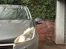 Peugeot 208 PureTech Active - U1251