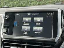 Peugeot 208 PureTech Active - U1251