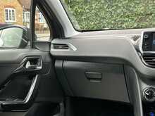 Peugeot 208 PureTech Active - U1251