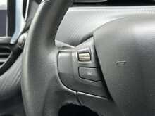 Peugeot 208 PureTech Active - U1251