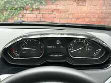 Peugeot 208 PureTech Active - U1251