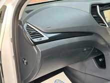 Hyundai Santa Fe CRDi Premium - U1275