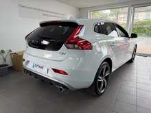 Volvo V40 T3 R-Design Pro - U1304