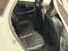 Volvo V40 T3 R-Design Pro - U1304