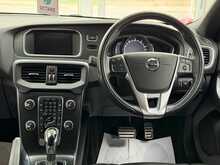 Volvo V40 T3 R-Design Pro - U1304