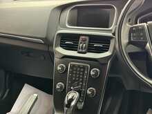 Volvo V40 T3 R-Design Pro - U1304