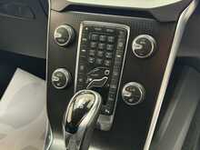 Volvo V40 T3 R-Design Pro - U1304
