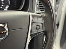 Volvo V40 T3 R-Design Pro - U1304
