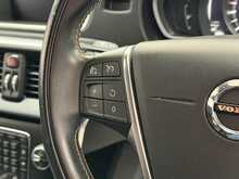 Volvo V40 T3 R-Design Pro - U1304