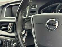 Volvo V40 T3 R-Design Pro - U1304