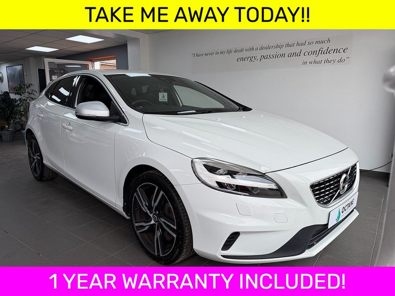 Ice White 2018 Volvo V40 Hatchback Front-wheel drive Automatic