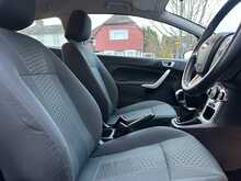 Ford Fiesta Zetec - U1307