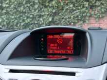 Ford Fiesta Zetec - U1307