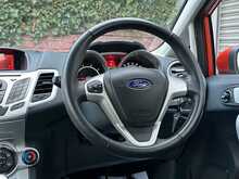 Ford Fiesta Zetec - U1307