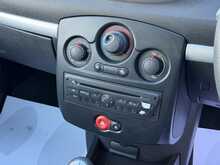 Renault Clio I-Music - U1310