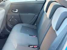 Renault Clio I-Music - U1310