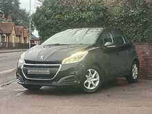 Peugeot 208 PureTech Active - U1318