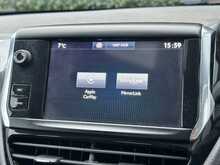 Peugeot 208 PureTech Active - U1318