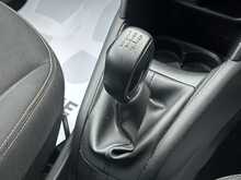 Peugeot 208 PureTech Active - U1318