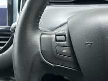 Peugeot 208 PureTech Active - U1318