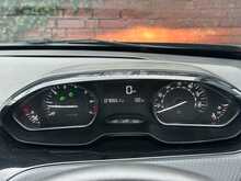 Peugeot 208 PureTech Active - U1318