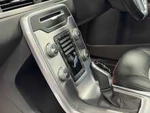 Volvo V70 D4 SE Lux - U1330
