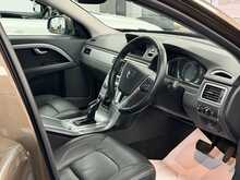 Volvo V70 D4 SE Lux - U1330