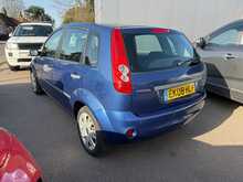 Ford Fiesta Style - U1340