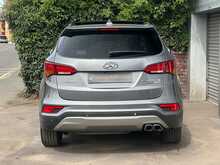Hyundai Santa Fe CRDi Blue Drive Wiggins Edition - U1357