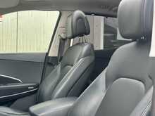 Hyundai Santa Fe CRDi Blue Drive Wiggins Edition - U1357