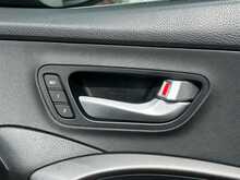 Hyundai Santa Fe CRDi Blue Drive Wiggins Edition - U1357