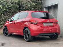 Peugeot 208 PureTech GT Line - U1363