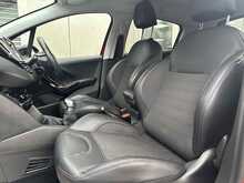 Peugeot 208 PureTech GT Line - U1363