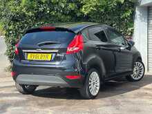 Ford Fiesta Titanium - U1364