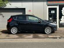 Ford Fiesta Titanium - U1364
