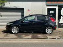 Ford Fiesta Titanium - U1364