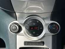 Ford Fiesta Titanium - U1364
