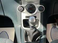 Ford Fiesta Titanium - U1364
