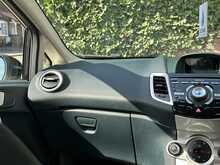 Ford Fiesta Titanium - U1364