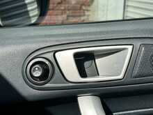 Ford Fiesta Titanium - U1364
